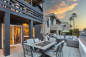 Sandy by Avantstay Oceanview Steps to Beach Patio w Fire Pit Dining Ar