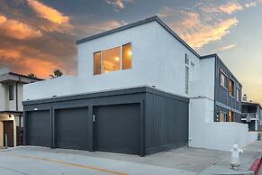 Sandy by Avantstay Oceanview Steps to Beach Patio w Fire Pit Dining Ar