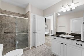 Sunset Pointe by Avantstay Waterfront Beach Fire Pit Sleeps 14 5bdr 4B