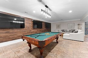 Sunset Pointe by Avantstay Waterfront Beach Fire Pit Sleeps 14 5bdr 4B