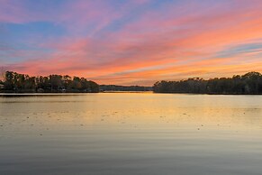 Sunset Pointe by Avantstay Waterfront Beach Fire Pit Sleeps 14 5bdr 4B