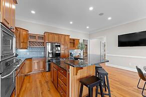 Sunset Pointe by Avantstay Waterfront Beach Fire Pit Sleeps 14 5bdr 4B