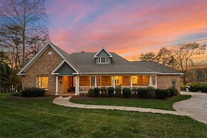 Sunset Pointe by Avantstay Waterfront Beach Fire Pit Sleeps 14 5bdr 4B