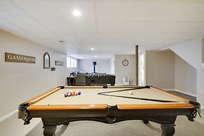 The Nest at Pinecrest by Avantstay Hot Tub Spacious Deck Game Room Fir