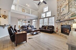 The Nest at Pinecrest by Avantstay Hot Tub Spacious Deck Game Room Fir