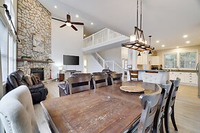 The Nest at Pinecrest by Avantstay Hot Tub Spacious Deck Game Room Fir