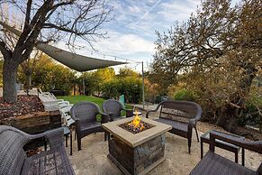 Terrace Hill Modern Paso Robles Escape Near Wineries Dining and Hot Sp