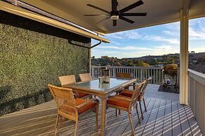 Terrace Hill Modern Paso Robles Escape Near Wineries Dining and Hot Sp