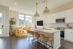 98 Degrees by Avantstay Covered Balcony Lounge Newly Built 4bdr Home