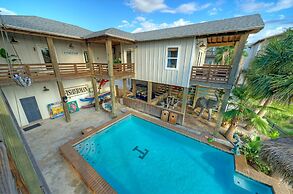 Fish Camp Buyout by Avantstay Unique 6bdr Escape Private Pool Views