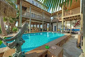 Fish Camp Buyout by Avantstay Unique 6bdr Escape Private Pool Views