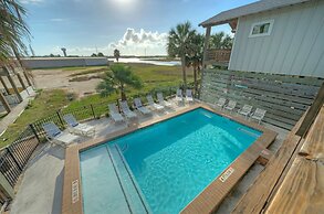 Fish Camp Buyout by Avantstay Unique 6bdr Escape Private Pool Views