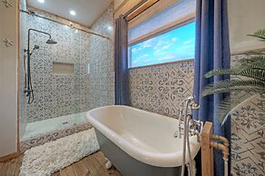 Fish Camp Buyout by Avantstay Unique 6bdr Escape Private Pool Views