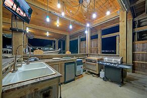 Fish Camp Buyout by Avantstay Unique 6bdr Escape Private Pool Views