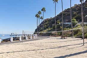 Camino De Flores by Avantstay Views Pool Beach Access Community Amenit