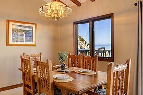 Camino De Flores by Avantstay Views Pool Beach Access Community Amenit