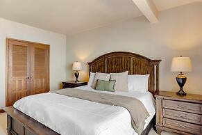 Camino De Flores by Avantstay Views Pool Beach Access Community Amenit