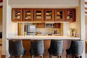 Camino De Flores by Avantstay Views Pool Beach Access Community Amenit