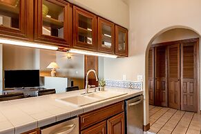 Camino De Flores by Avantstay Views Pool Beach Access Community Amenit