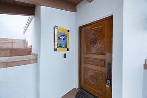 Camino De Flores by Avantstay Views Pool Beach Access Community Amenit