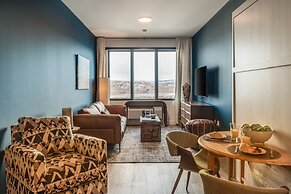 Jordanelle Sunrise Modern Condo Gondola Access Year-round Outdoor Fun