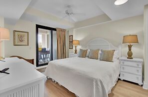 303a Shipwatch by Avantstay Ocean View Shared Pool Boardwalk to Beach