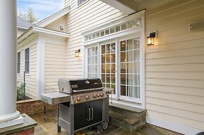 Sunny Pond by Avantstay Secluded Estate w a Private Pond Gym Movie The