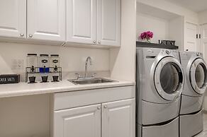 Sunny Pond by Avantstay Secluded Estate w a Private Pond Gym Movie The