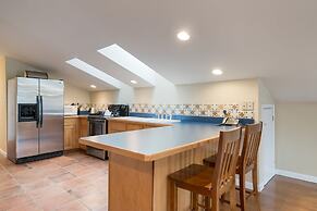 Sunny Pond by Avantstay Secluded Estate w a Private Pond Gym Movie The