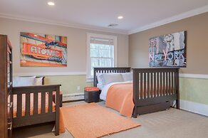 Sunny Pond by Avantstay Secluded Estate w a Private Pond Gym Movie The