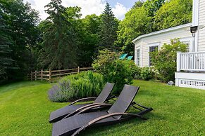 Sunny Pond by Avantstay Secluded Estate w a Private Pond Gym Movie The