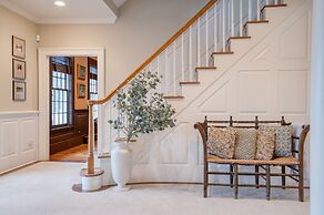 Sunny Pond by Avantstay Secluded Estate w a Private Pond Gym Movie The