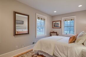 Sunny Pond by Avantstay Secluded Estate w a Private Pond Gym Movie The