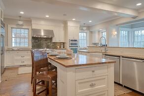 Sunny Pond by Avantstay Secluded Estate w a Private Pond Gym Movie The