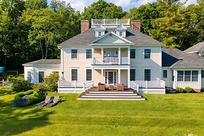 Sunny Pond by Avantstay Secluded Estate w a Private Pond Gym Movie The