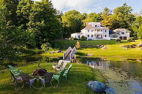 Sunny Pond by Avantstay Secluded Estate w a Private Pond Gym Movie The