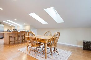 Sunny Pond by Avantstay Secluded Estate w a Private Pond Gym Movie The