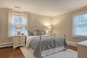 Sunny Pond by Avantstay Secluded Estate w a Private Pond Gym Movie The