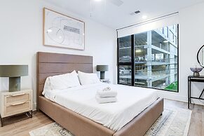 The Grove 3 by Avantstay Music Row at Your Door