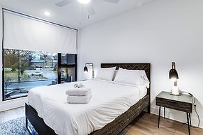 The Grove 3 by Avantstay Music Row at Your Door