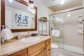 Pinegrove by Avantstay Beautiful Villas Condo Just Outside Tahoe City