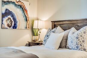 Pinegrove by Avantstay Beautiful Villas Condo Just Outside Tahoe City