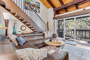 Pinegrove by Avantstay Beautiful Villas Condo Just Outside Tahoe City