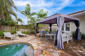 Coral Ridge Getaway by Avantstay Pool Hot Tub Billiards 5mins to Beach