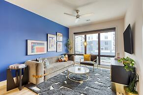 Wonderstruck Walkable Midtown Location at Odyssey Pool BBQ Fitness Roo