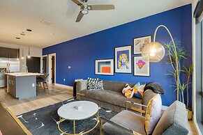 Wonderstruck Walkable Midtown Location at Odyssey Pool BBQ Fitness Roo