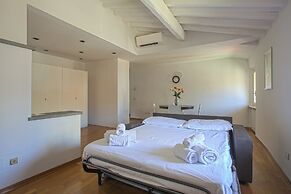 Giorgio Ponte Vecchio Apartment