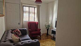 Amani 2-bed Bungalow - Sleeps 4 - Pet Friendly