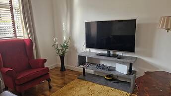 Amani 2-bed Bungalow - Sleeps 4 - Pet Friendly