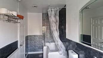 Amani 2-bed Bungalow - Sleeps 4 - Pet Friendly